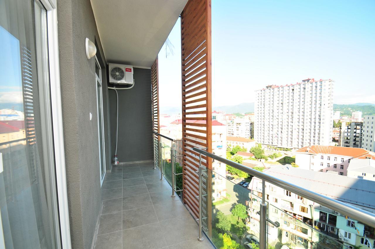 Sea Appart Hotel In The City Center Batumi Exterior foto